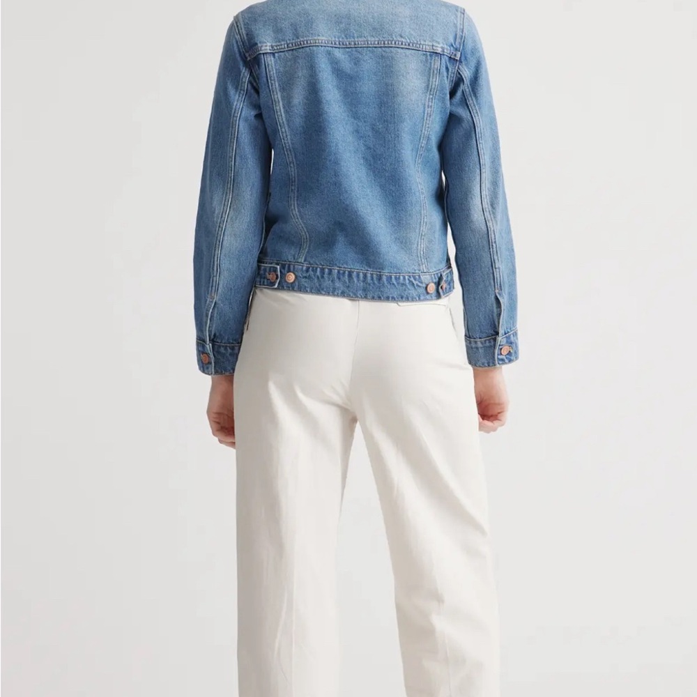 Oversized Denim Jacket with Washwell - Picture 6 of 10